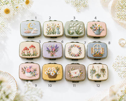 Hand Embroidered Floral Jewelry Box, Personalized Linen Ring Box, Vintage Mini Keepsake Case, Bridesmaid Gift, Wedding Ring Holder