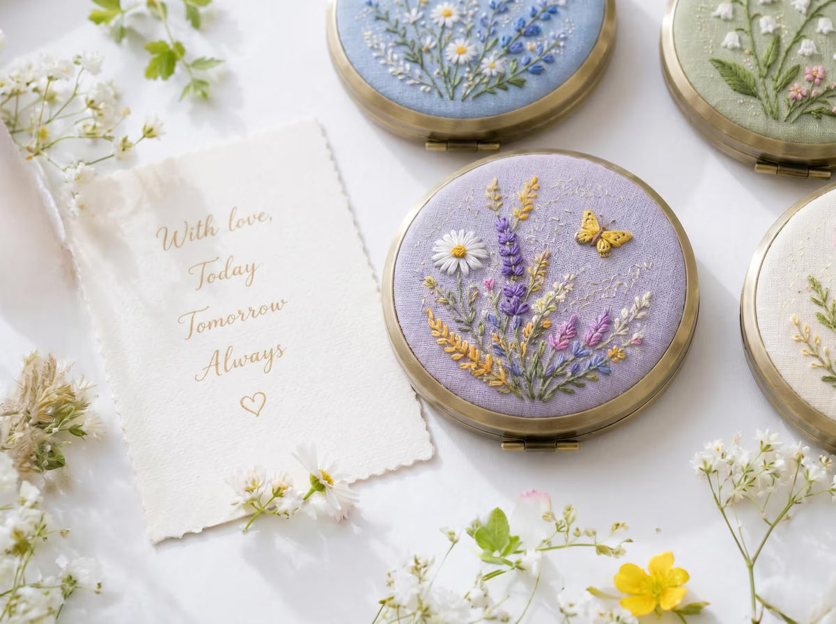 Hand Embroidered Floral Jewelry Box, Personalized Linen Ring Box, Vintage Mini Keepsake Case, Bridesmaid Gift, Wedding Ring Holder