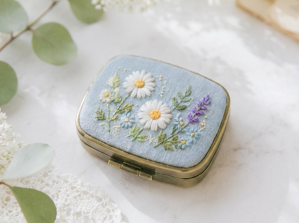 Hand Embroidered Floral Jewelry Box, Personalized Linen Ring Box, Vintage Mini Keepsake Case, Bridesmaid Gift, Wedding Ring Holder