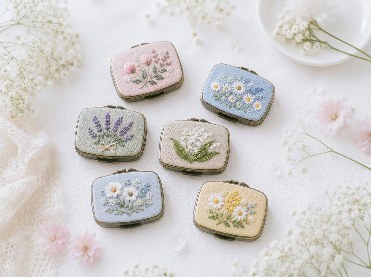 Hand Embroidered Floral Jewelry Box, Personalized Linen Ring Box, Vintage Mini Keepsake Case, Bridesmaid Gift, Wedding Ring Holder
