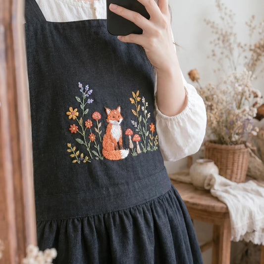 Personalized Fox Linen Apron, Hand Embroidered Woodland Animal Apron with Name, Cottagecore Autumn Apron, Custom Gift for Her