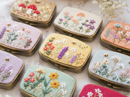 Hand Embroidered Floral Jewelry Box, Personalized Linen Ring Box, Vintage Mini Keepsake Case, Bridesmaid Gift, Wedding Ring Holder