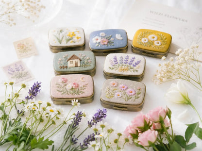 Hand Embroidered Floral Jewelry Box, Personalized Linen Ring Box, Vintage Mini Keepsake Case, Bridesmaid Gift, Wedding Ring Holder