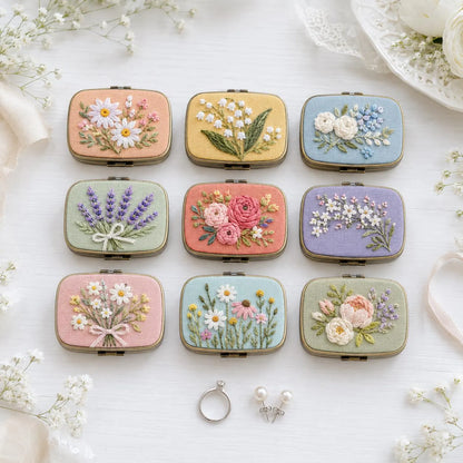 Hand Embroidered Floral Jewelry Box, Personalized Linen Ring Box, Vintage Mini Keepsake Case, Bridesmaid Gift, Wedding Ring Holder