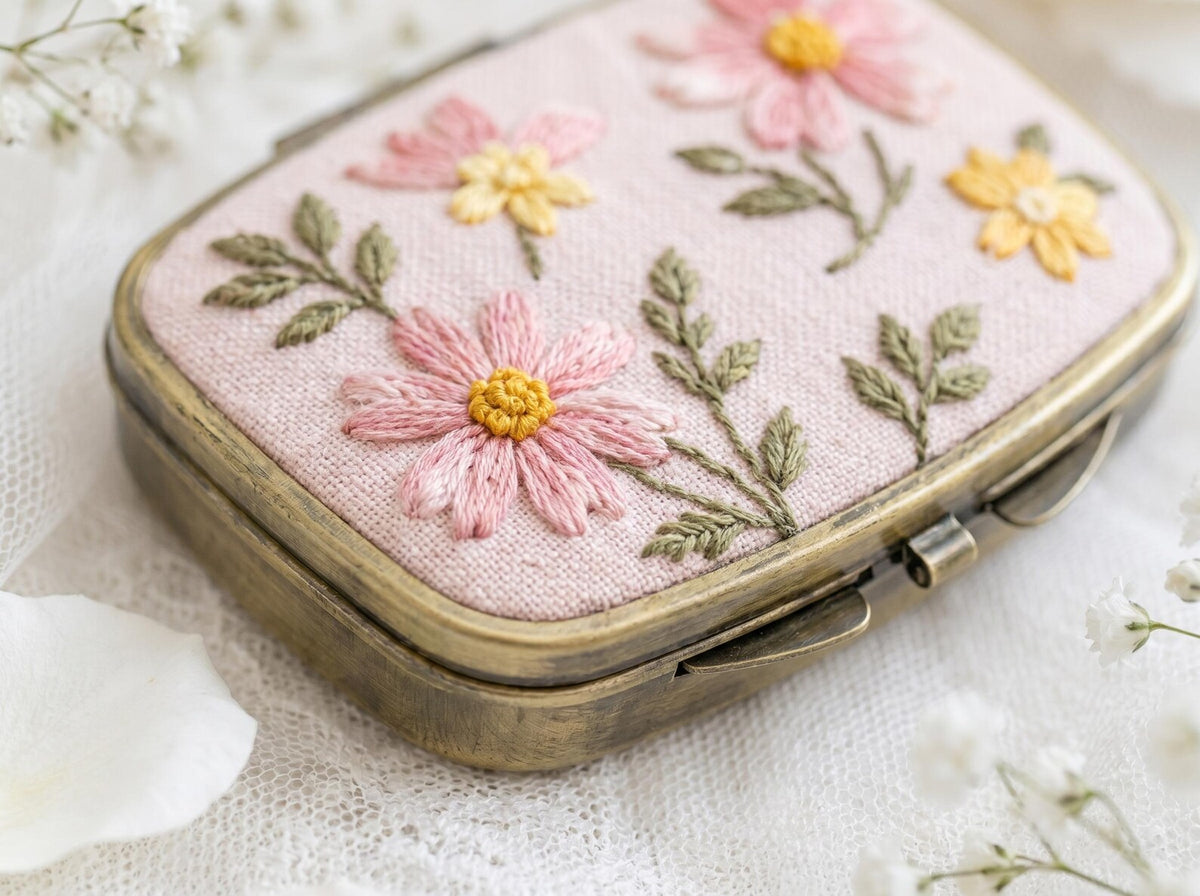Hand Embroidered Floral Jewelry Box, Personalized Linen Ring Box, Vintage Mini Keepsake Case, Bridesmaid Gift, Wedding Ring Holder Handmade