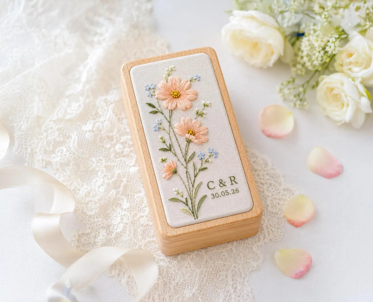 Hand Embroidered Floral Wooden Jewelry Box, Personalized Linen Ring Box, Vintage Wooden Keepsake Case, Bridesmaid Gift, Wedding Ring Holder