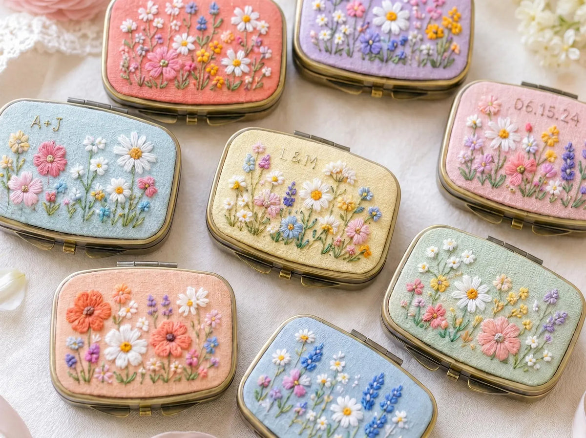 Hand Embroidered Floral Jewelry Box, Personalized Linen Ring Box, Vintage Mini Keepsake Case, Bridesmaid Gift, Wedding Ring Holder