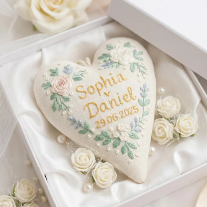 Personalized Embroidered Heart Ornament, Custom Couple Names Wedding Keepsake, Handmade Floral Bridal Gift Anniversary Decor for Couple Gift