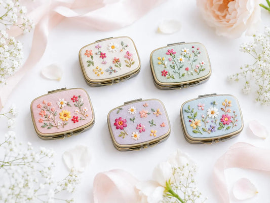 Hand Embroidered Floral Jewelry Box, Personalized Linen Ring Box, Vintage Mini Keepsake Case, Bridesmaid Gift, Wedding Ring Holder