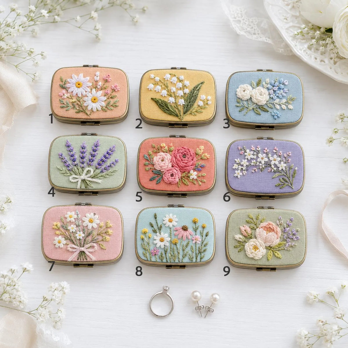 Hand Embroidered Floral Jewelry Box, Personalized Linen Ring Box, Vintage Mini Keepsake Case, Bridesmaid Gift, Wedding Ring Holder