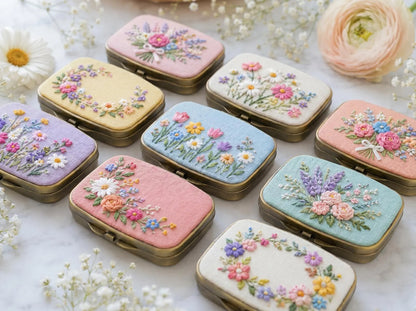 Hand Embroidered Floral Jewelry Box, Personalized Linen Ring Box, Vintage Mini Keepsake Case, Bridesmaid Gift, Wedding Ring Holder