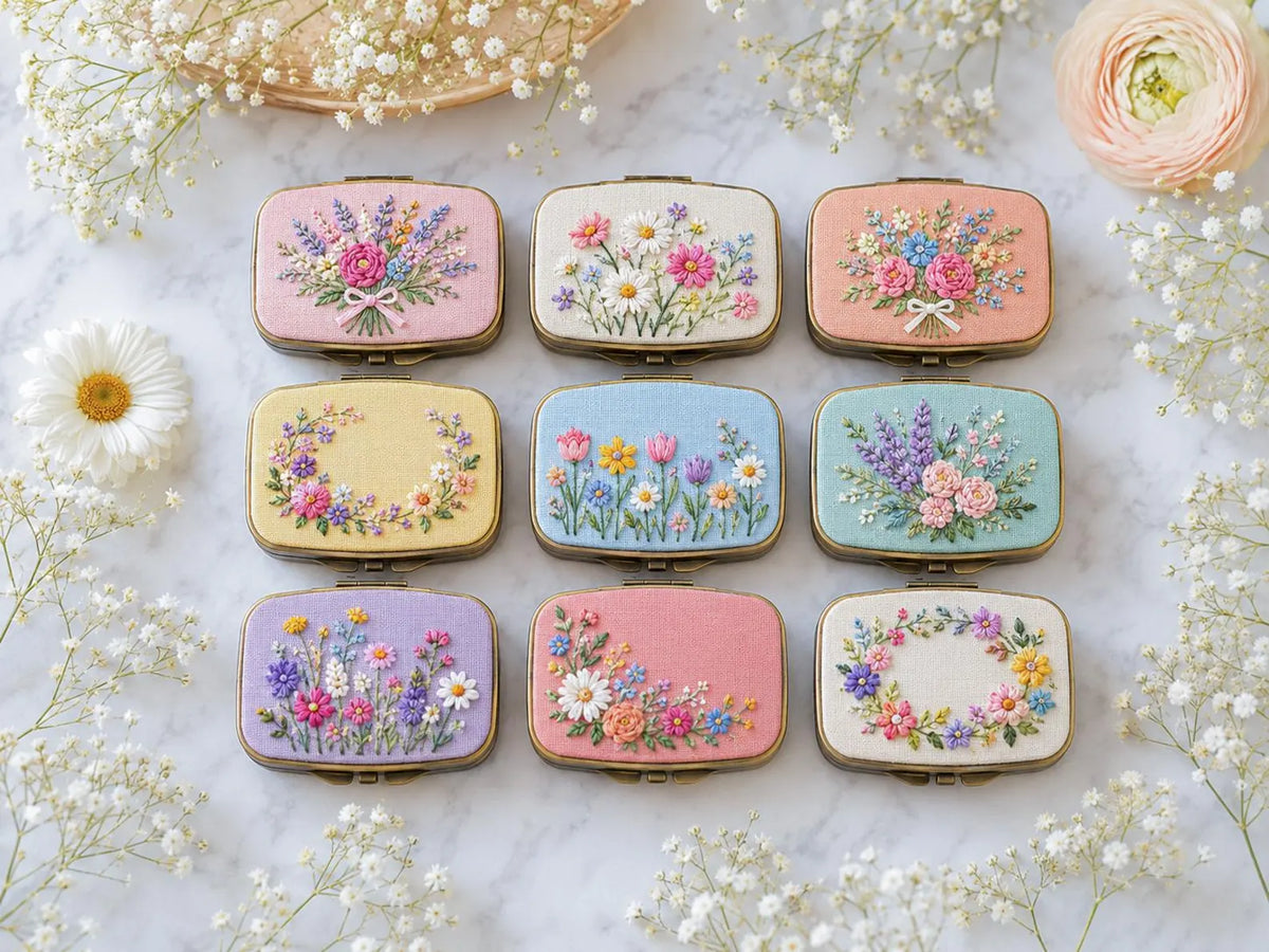 Hand Embroidered Floral Jewelry Box, Personalized Linen Ring Box, Vintage Mini Keepsake Case, Bridesmaid Gift, Wedding Ring Holder