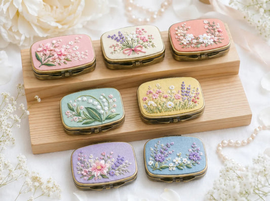 Hand Embroidered Floral Jewelry Box, Personalized Linen Ring Box, Vintage Mini Keepsake Case, Bridesmaid Gift, Wedding Ring Holder Handmade