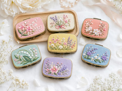 Hand Embroidered Floral Jewelry Box, Personalized Linen Ring Box, Vintage Mini Keepsake Case, Bridesmaid Gift, Wedding Ring Holder Handmade