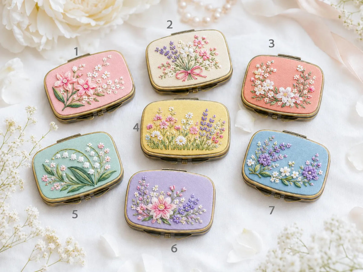 Hand Embroidered Floral Jewelry Box, Personalized Linen Ring Box, Vintage Mini Keepsake Case, Bridesmaid Gift, Wedding Ring Holder Handmade