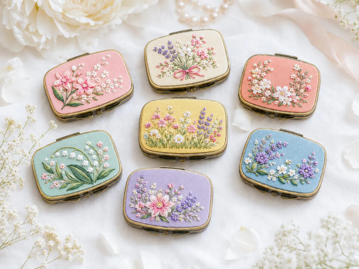 Hand Embroidered Floral Jewelry Box, Personalized Linen Ring Box, Vintage Mini Keepsake Case, Bridesmaid Gift, Wedding Ring Holder Handmade