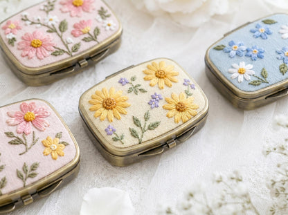 Hand Embroidered Floral Jewelry Box, Personalized Linen Ring Box, Vintage Mini Keepsake Case, Bridesmaid Gift, Wedding Ring Holder Handmade