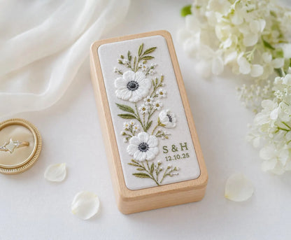 Hand Embroidered Floral Wooden Jewelry Box, Personalized Linen Ring Box, Vintage Wooden Keepsake Case, Bridesmaid Gift, Wedding Ring Holder