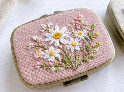 Hand Embroidered Floral Jewelry Box, Personalized Linen Ring Box, Vintage Mini Keepsake Case, Bridesmaid Gift, Wedding Ring Holder