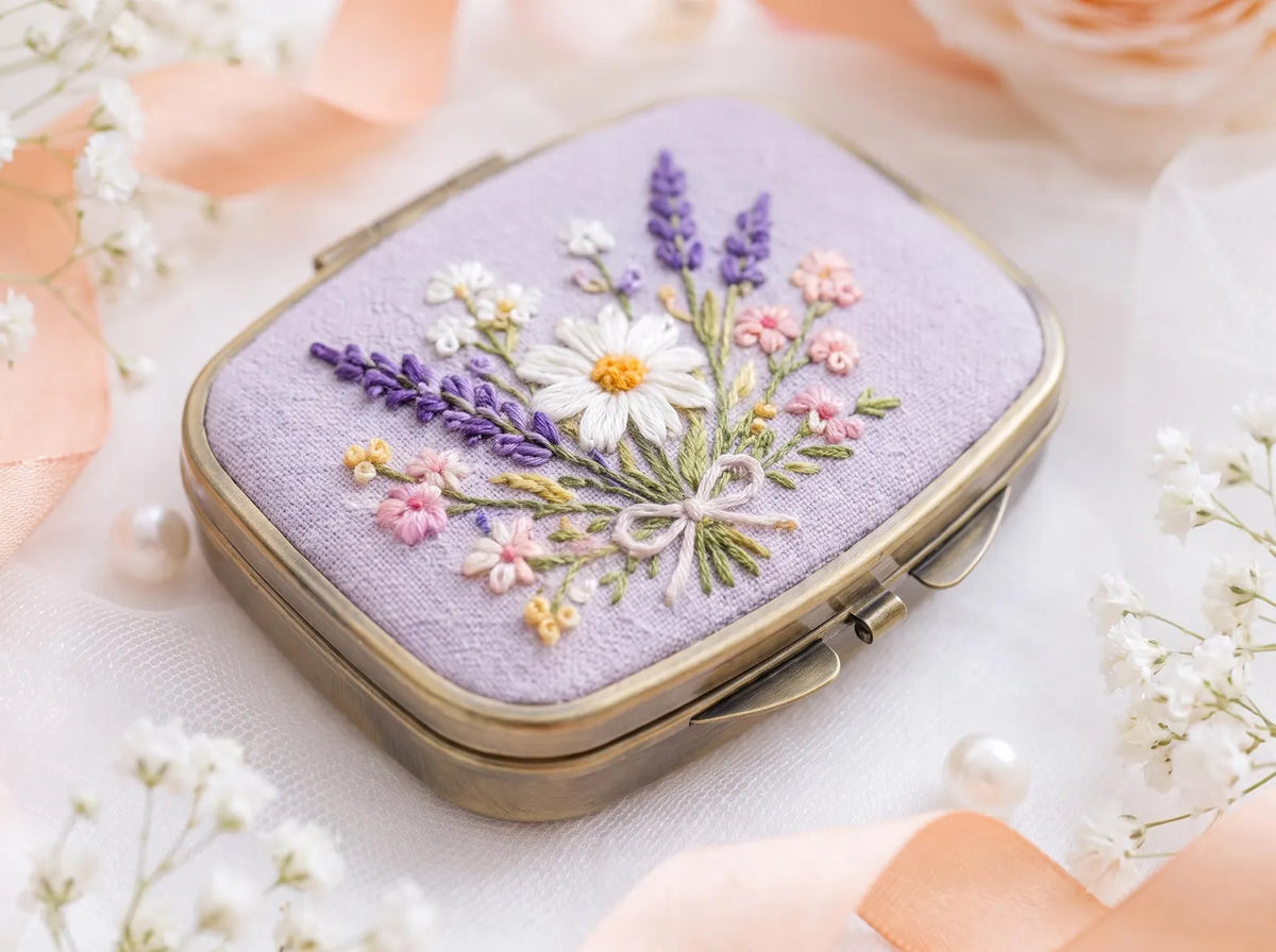 Hand Embroidered Floral Jewelry Box, Personalized Linen Ring Box, Vintage Mini Keepsake Case, Bridesmaid Gift, Wedding Ring Holder