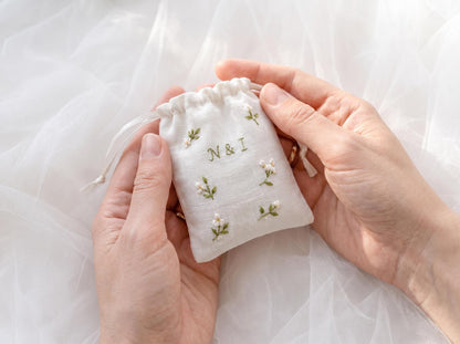 Personalized Wedding Handmade Embroidery Gift Set, Custom Ring Bearer Pillow, Linen Pouch, Ribbon Flower Box, Personalized Handmade Bridal