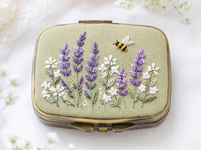 Hand Embroidered Floral Jewelry Box, Personalized Linen Ring Box, Vintage Mini Keepsake Case, Bridesmaid Gift, Wedding Ring Holder
