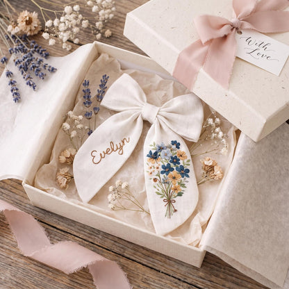 Forget Me Not Embroidered Hair Bow, Personalized Linen Bow Clip, Custom Name Flower Girl Bow, Wildflower Wedding Hair Accessory Gift for Her