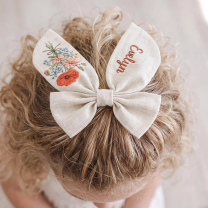 Poppy Embroidered Hair Bow, Personalized Linen Bow Clip, Custom Name Flower Girl Bow, Wildflower Bridal Hair Accessory, Wedding Gift for Her