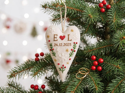 Personalized Wedding Heart Ornament – Hand Embroidered Linen Floral Ornament with Names & Date – Custom Wedding Christmas Gift Decoration