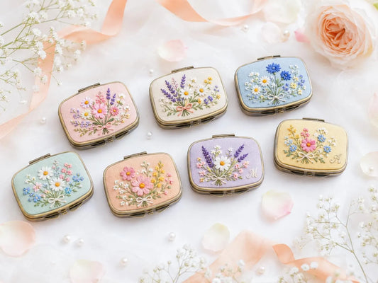 Hand Embroidered Floral Jewelry Box, Personalized Linen Ring Box, Vintage Mini Keepsake Case, Bridesmaid Gift, Wedding Ring Holder