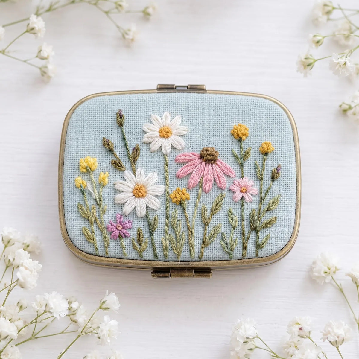 Hand Embroidered Floral Jewelry Box, Personalized Linen Ring Box, Vintage Mini Keepsake Case, Bridesmaid Gift, Wedding Ring Holder