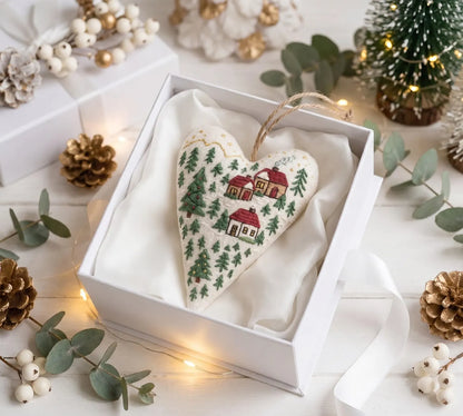 Hand Embroidered Christmas Heart Ornament – Cozy Winter Village Scene, Holiday Linen Decoration, Christmas Gift Decoration