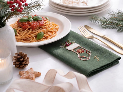 Personalized Christmas Linen Napkins Set of 6, Hand Embroidered Holly, Mistletoe, Pine & Berries, Custom Names, Holiday Table Decor Gift Set