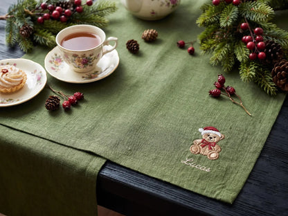 Personalized Christmas Linen Napkins Set of 6, Embroidered Dinner Napkins, Custom Name Red Green White Holiday Table Decor for Family Dinner