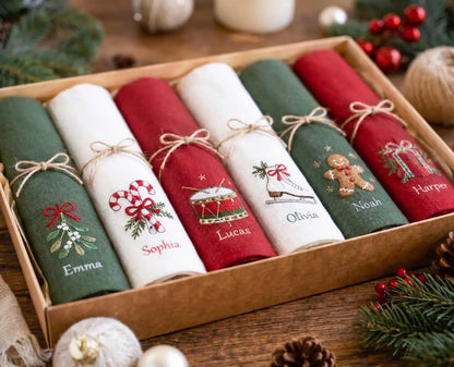 Personalized Christmas Linen Napkins Set of 6, Embroidered Dinner Napkins, Custom Name Red Green White Holiday Table Decor for Family Dinner