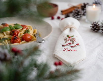 Personalized Christmas Linen Napkins Set of 6, Hand Embroidered Holiday Dinner Napkins, Custom Names, Red Green White Family Table Decor