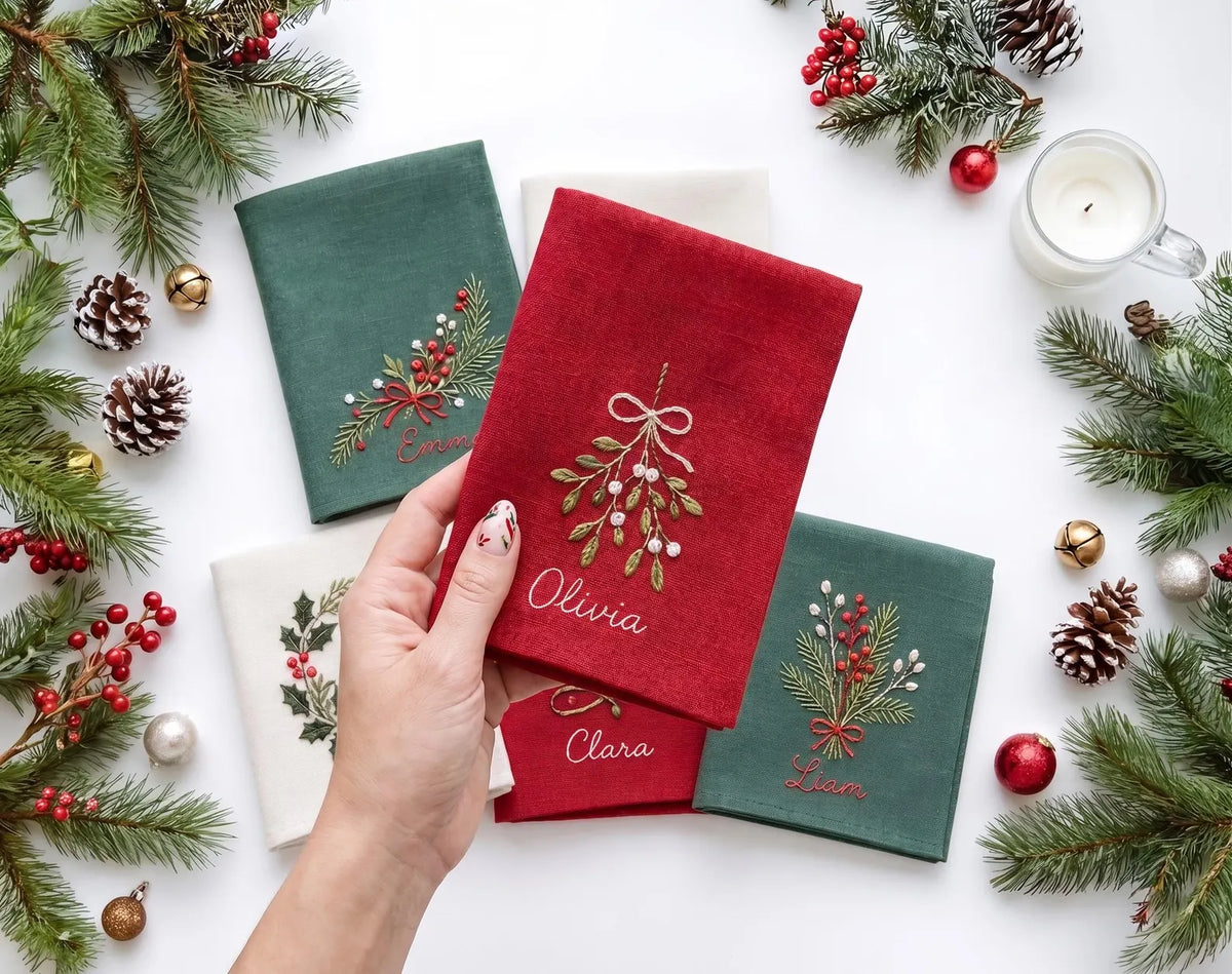 Personalized Christmas Linen Napkins Set of 6, Hand Embroidered Holly, Mistletoe, Pine & Berries, Custom Names, Holiday Table Decor Gift Set