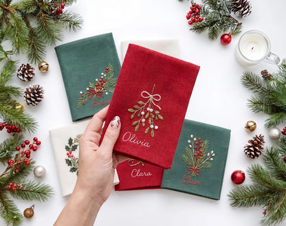Personalized Christmas Linen Napkins Set of 6, Hand Embroidered Holly, Mistletoe, Pine & Berries, Custom Names, Holiday Table Decor Gift Set