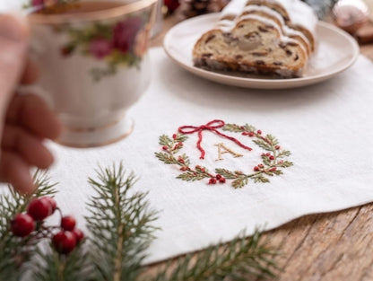 Personalized Christmas Linen Napkins Set of 6, Hand Embroidered Holly, Mistletoe, Pine & Berries, Custom Names, Holiday Table Decor Gift Set