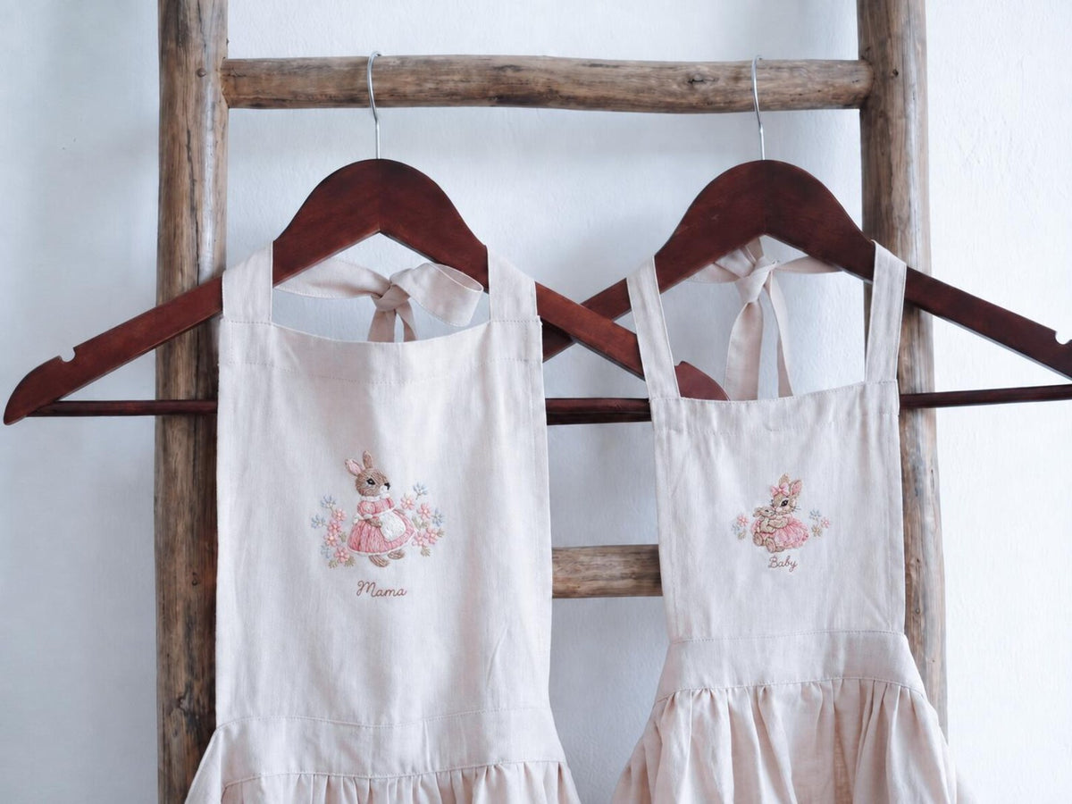 Personalized Mommy and Me Aprons, Matching Mom and Kids Linen Apron Set, Hand Embroidered Bunny Rabbit, Custom Name Mother Daughter Keepsake
