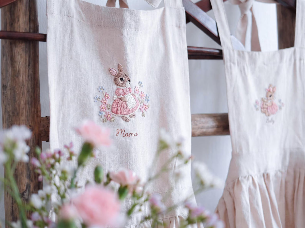 Personalized Mommy and Me Aprons, Matching Mom and Kids Linen Apron Set, Hand Embroidered Bunny Rabbit, Custom Name Mother Daughter Keepsake