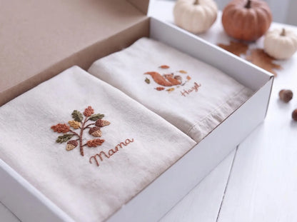 Personalized Mommy and Me Aprons, Matching Mom and Kids Linen Apron Set, Hand Embroidered Acorn & Squirrel, Custom Name Autumn Family Gift