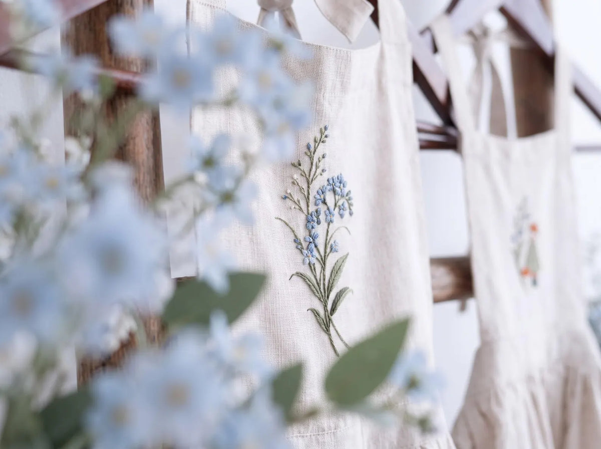 Personalized Mommy and Me Aprons, Matching Mom and Kids Linen Apron Set, Hand Embroidered Blue Wildflowers & Fox, Custom Name Family Gift