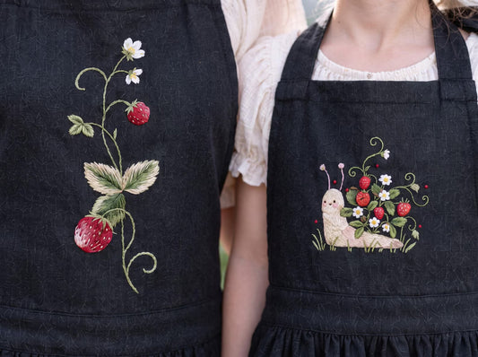 Personalized Mommy and Me Aprons, Matching Mom and Kids Black Linen Apron Set, Hand Embroidered Strawberry & Snail, Custom Name Family Gift
