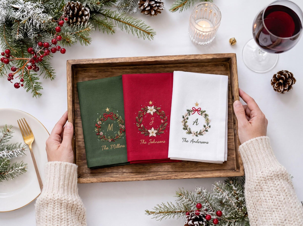 Personalized Christmas Napkins Set of 3, Hand Embroidered Wreaths, Custom Initials & Family Names, Red Green White Linen Holiday Table Decor
