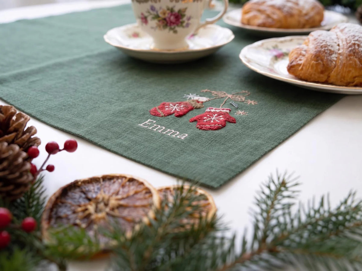Personalized Christmas Napkins Set of 6, Hand Embroidered Mittens, Holly, Candy Cane, Gingerbread & Teddy Bear, Custom Name Linen Table Sets