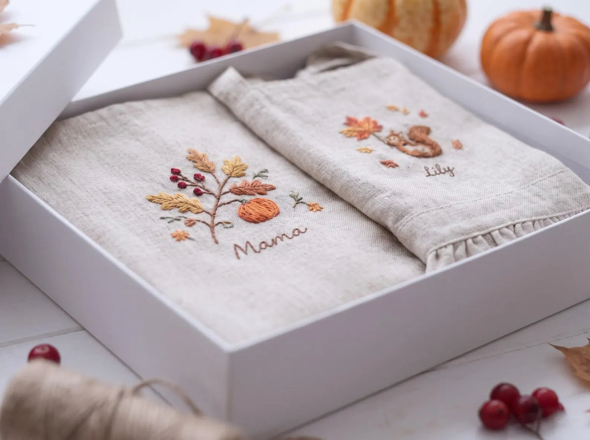 Personalized Mom and Me Aprons Set of 2, Hand Embroidered Pumpkin, Autumn Leaves & Squirrel, Custom Names, Beige Linen Fall Cooking Gift Set